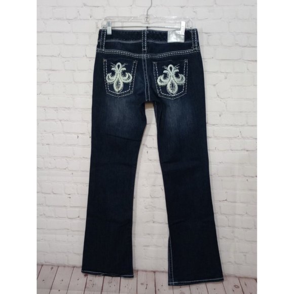 Maurices Premium Women's Designer Low Rise Boot Cut Blue Jeans Size 5/6 Regular - Picture 3 of 5
